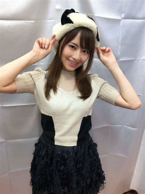 Japanese pornstar Akiho Yoshizawa .